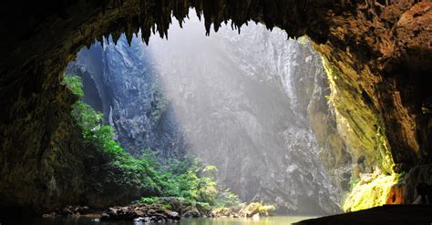  羅浮山！広大な自然と神秘的な洞窟が織りなす壮大な世界