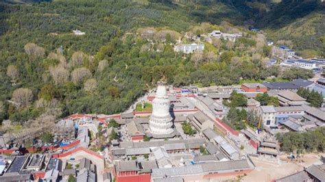 五台山！壮大な自然と仏教文化が織りなす霊場へ旅立ちませんか！